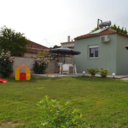 The Olive House Apartment Nea Peramos  Luaran gambar