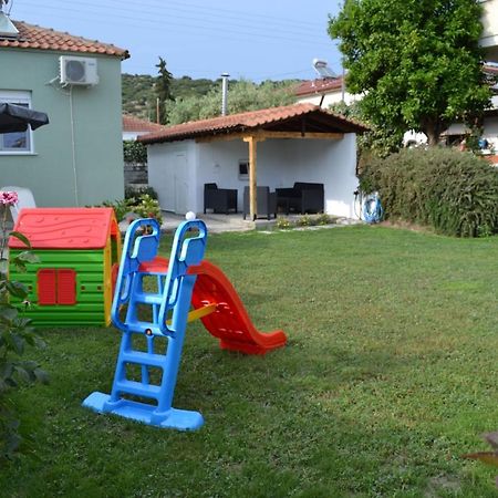 The Olive House Apartment Nea Peramos  Luaran gambar